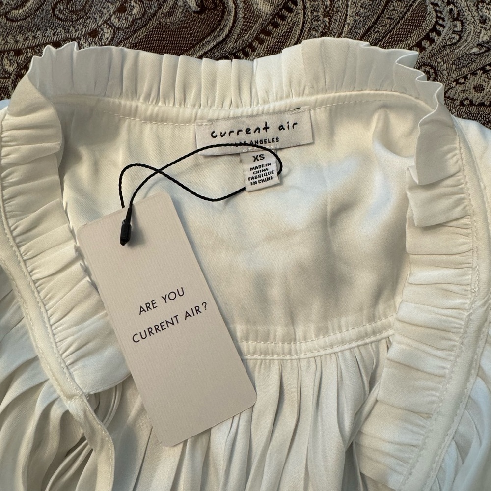 Current Air Cream Ruffled Blouse - Picture 3 of 3
